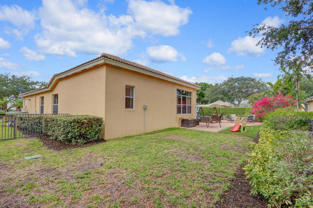 146 Magnolia Way, Tequesta, FL 33469 Photo