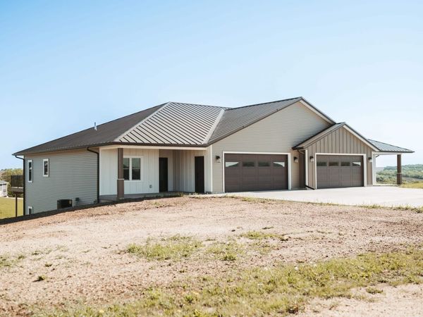 247 Franzen Ridge Road, Elkader, IA 52043