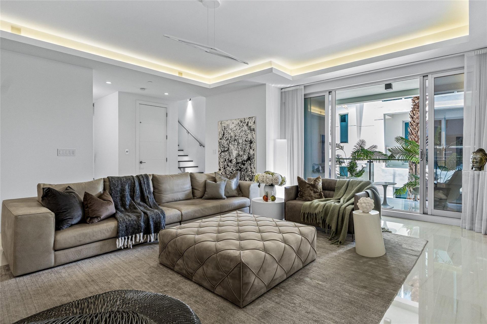 244 Shore Court, Lauderdale by the Sea, FL 33308 Photo