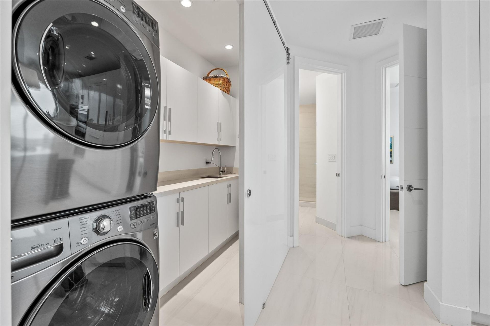 244 Shore Court, Lauderdale by the Sea, FL 33308 Photo