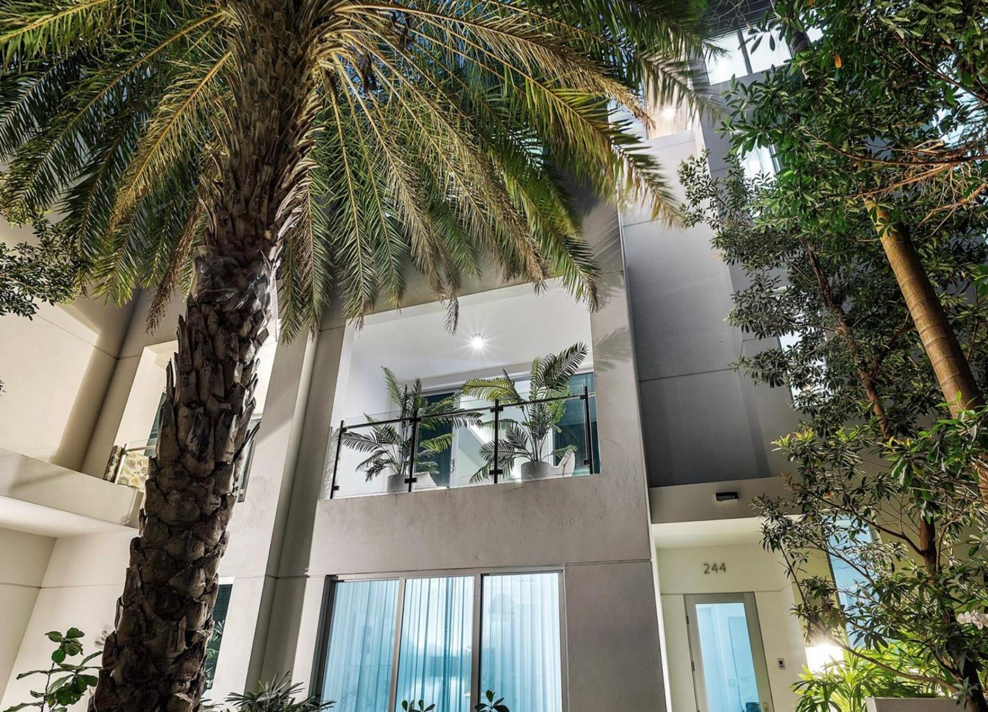 244 Shore Court, Lauderdale by the Sea, FL 33308 Photo