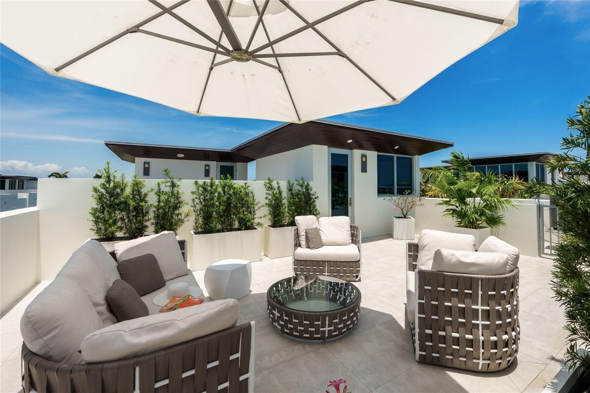 244 Shore Court, Lauderdale by the Sea, FL 33308 Photo