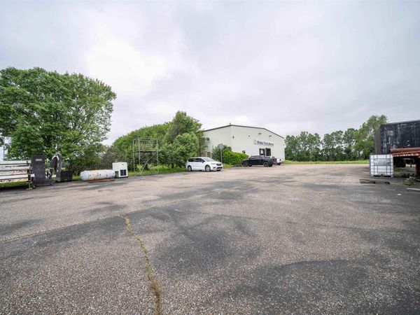 1000 JETTON DR, Covington, TN 38019