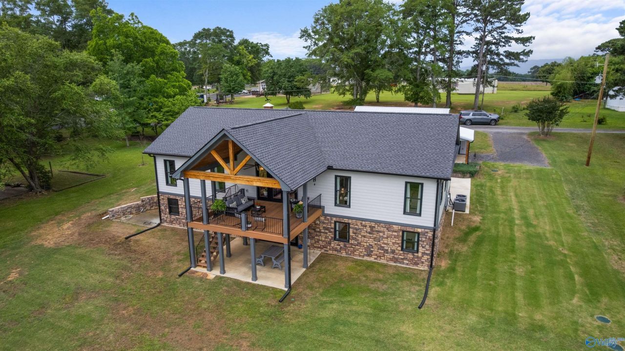 130 County Road 371, Centre, AL 35960 Main Photo