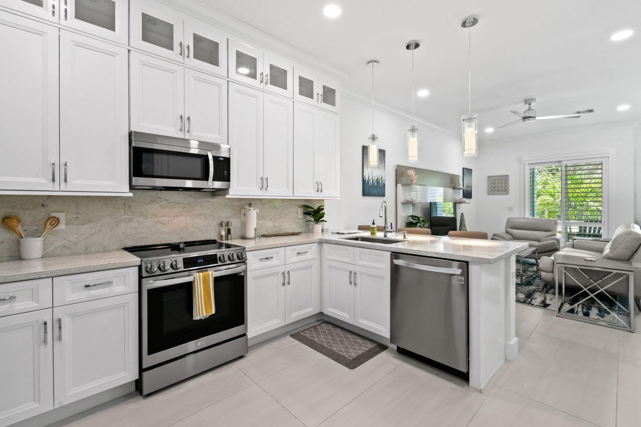 4650 SE Manatee Way, Stuart, FL 34997 Photo