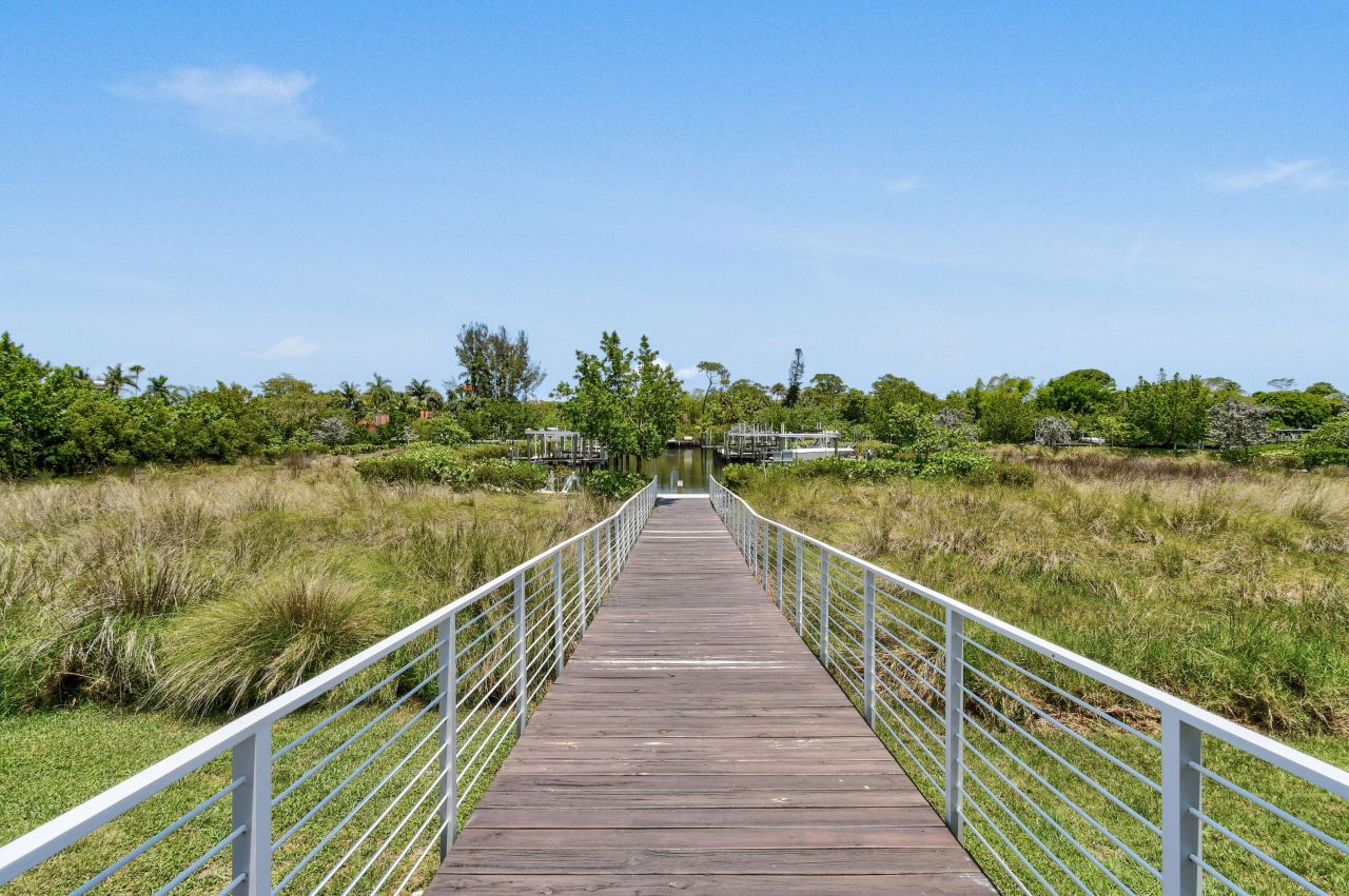 4650 SE Manatee Way, Stuart, FL 34997 Photo