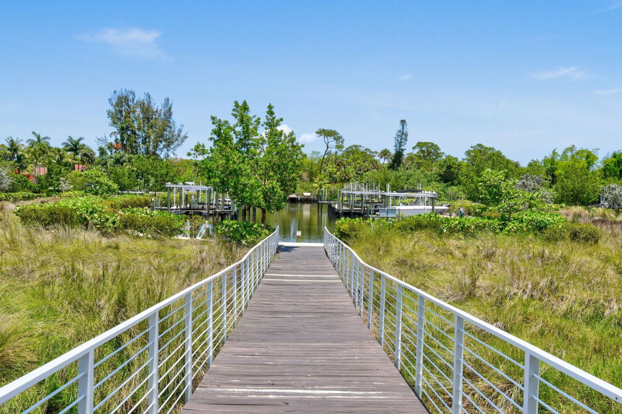 4650 SE Manatee Way, Stuart, FL 34997 Photo