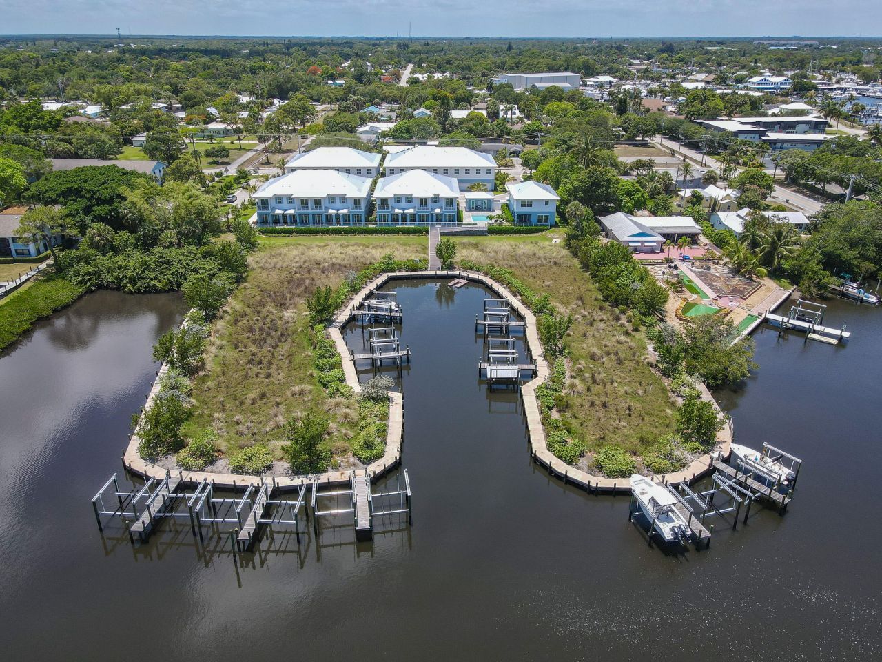 4650 SE Manatee Way, Stuart, FL 34997 Photo