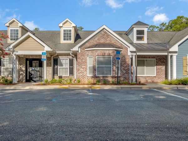 1618 Mahan Center Boulevard, Unit 103, Tallahassee, FL 32308