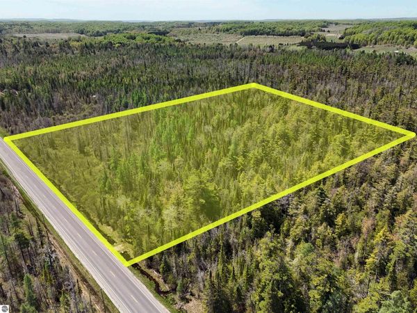 Center Highway S, Suttons Bay, MI 49682