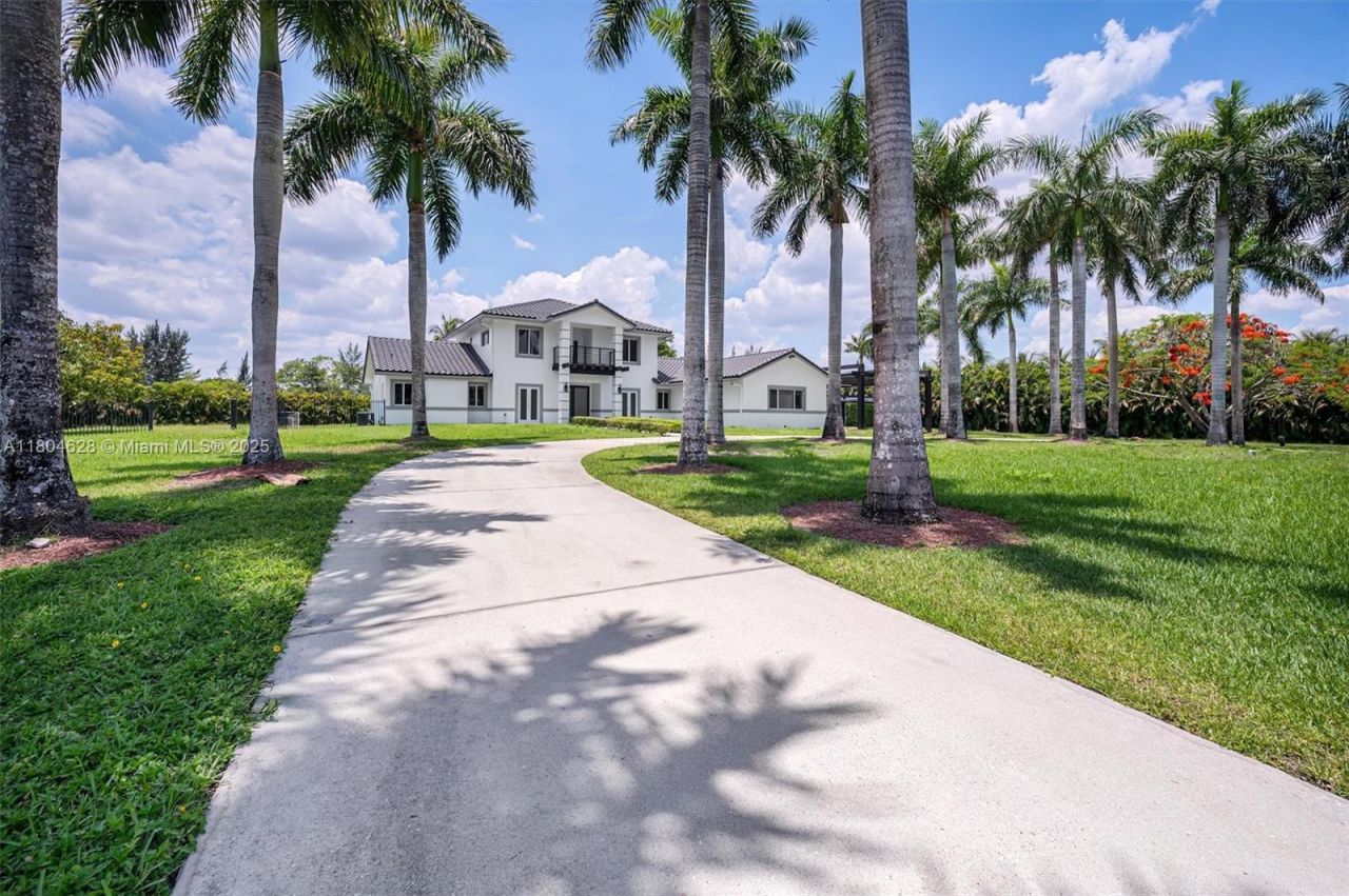 5121 SW 210th Ter, Southwest Ranches, FL 33332 Photo