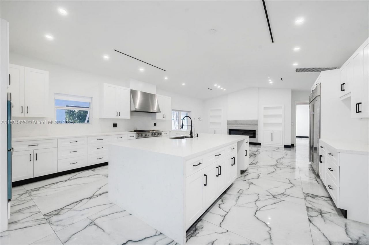 5121 SW 210th Ter, Southwest Ranches, FL 33332 Photo