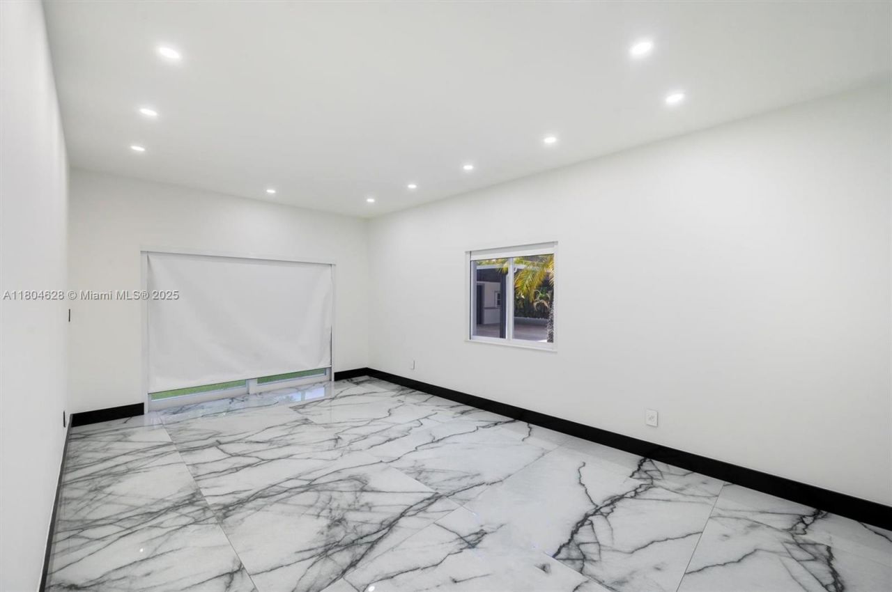 5121 SW 210th Ter, Southwest Ranches, FL 33332 Photo