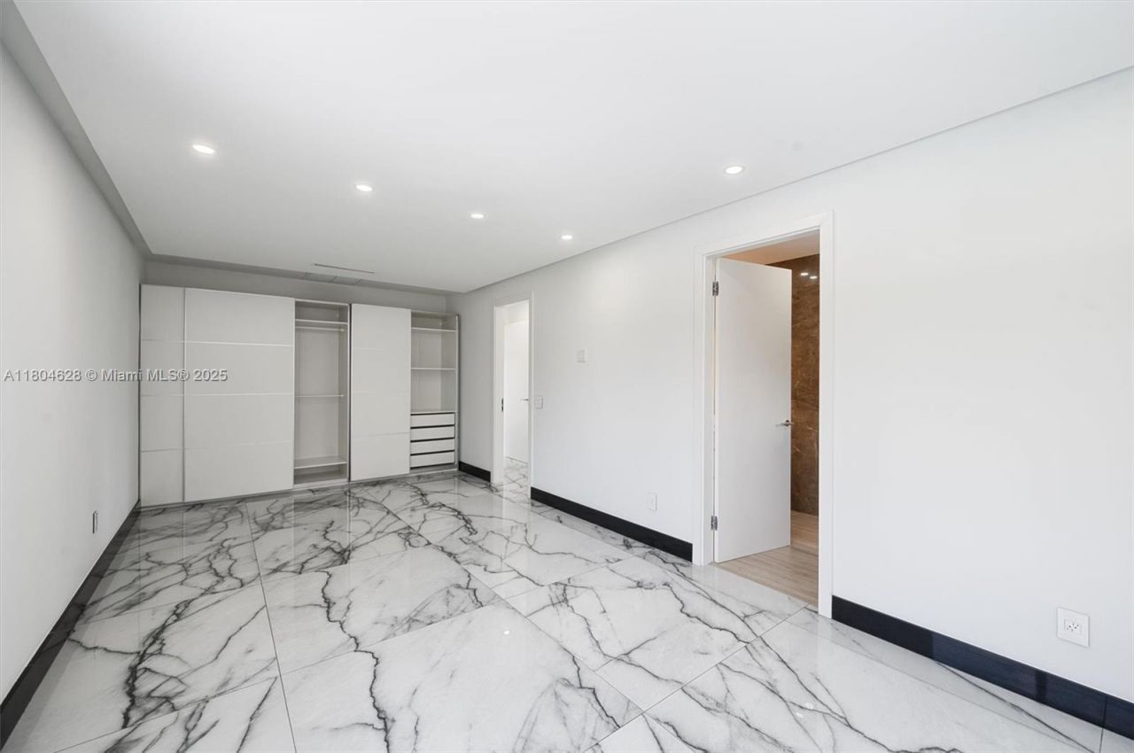 5121 SW 210th Ter, Southwest Ranches, FL 33332 Photo