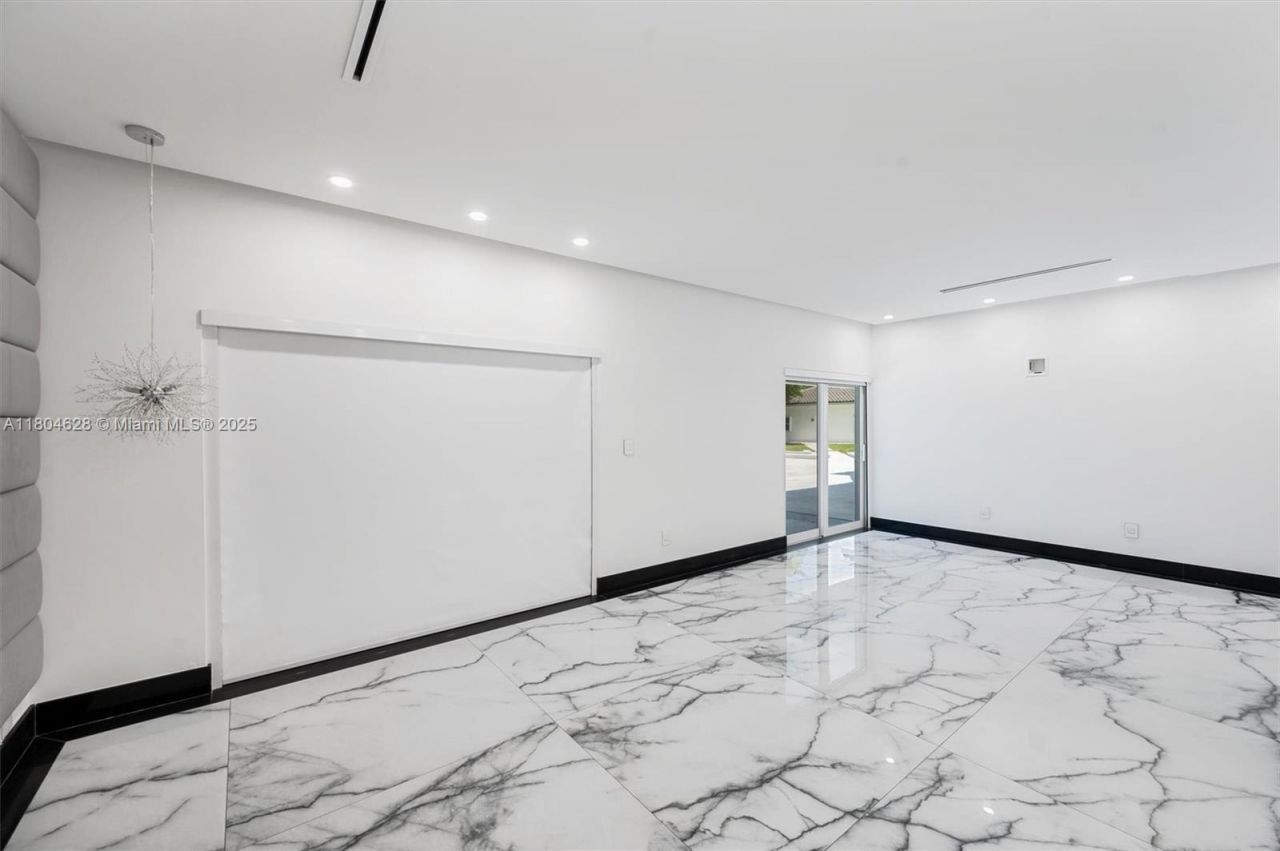 5121 SW 210th Ter, Southwest Ranches, FL 33332 Photo