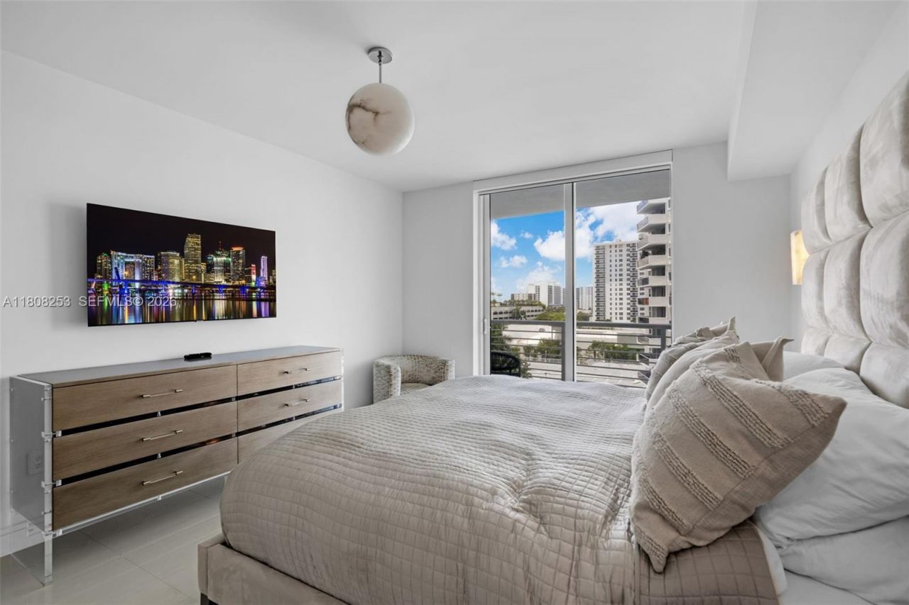 2831 N Ocean Blvd, Unit 602N, Fort Lauderdale, FL 33308 Photo