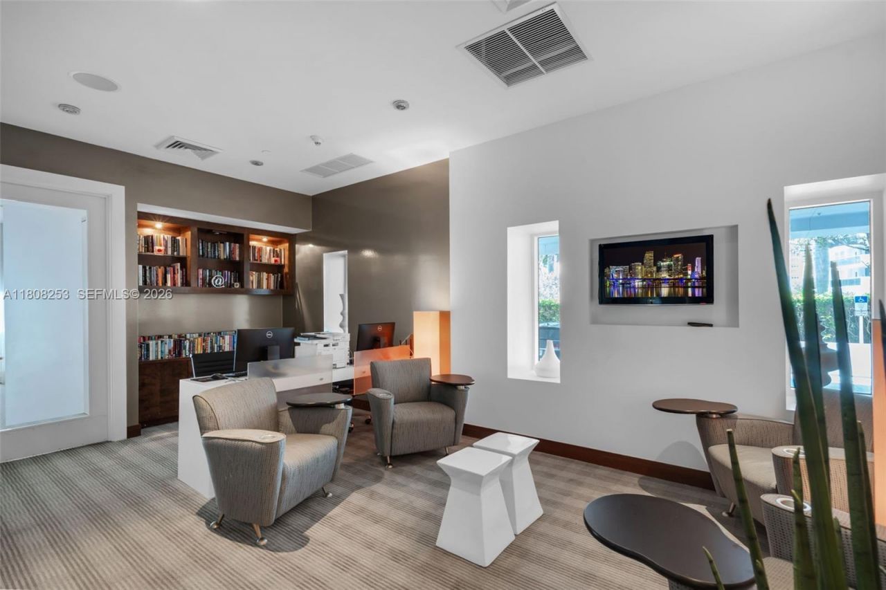 2831 N Ocean Blvd, Unit 602N, Fort Lauderdale, FL 33308 Photo