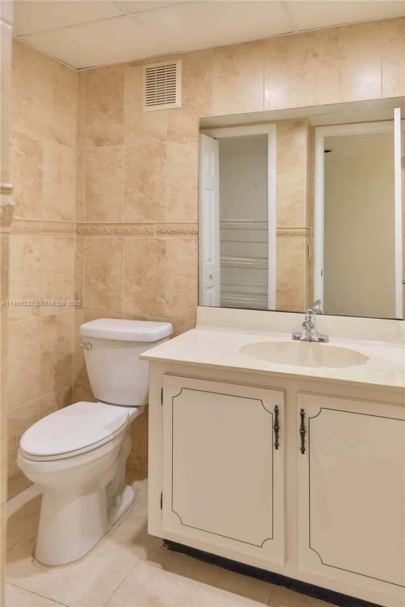 16175 Golf Club Rd, Unit 308, Weston, FL 33326 Photo