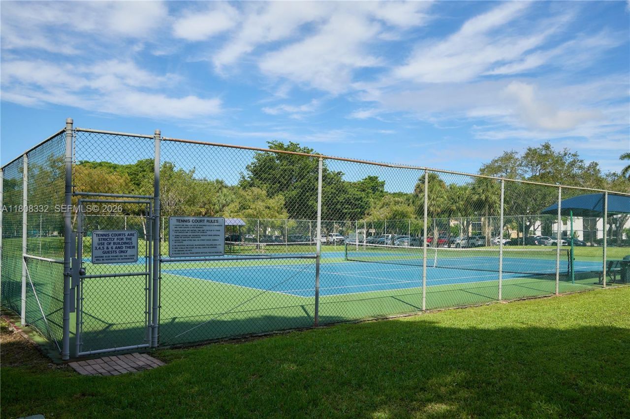 16175 Golf Club Rd, Unit 308, Weston, FL 33326 Photo