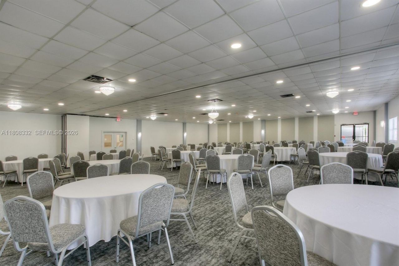 16175 Golf Club Rd, Unit 308, Weston, FL 33326 Photo