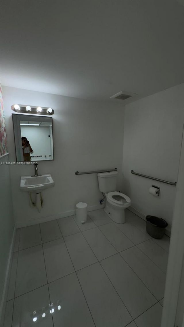 3960 W 16th Ave, Unit 204, Hialeah, FL 33012 Photo