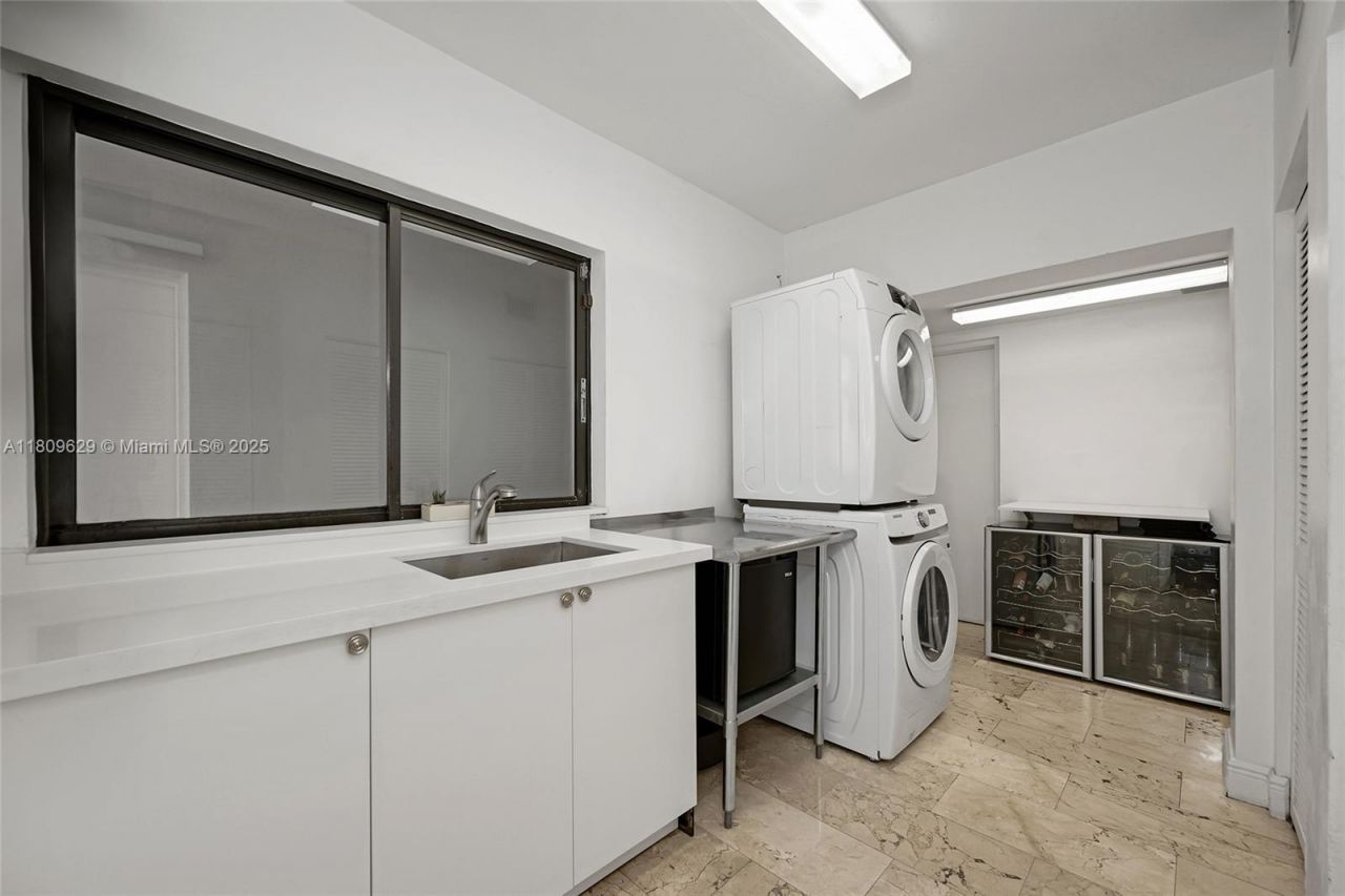 201 Knollwood Dr, Key Biscayne, FL 33149 Photo