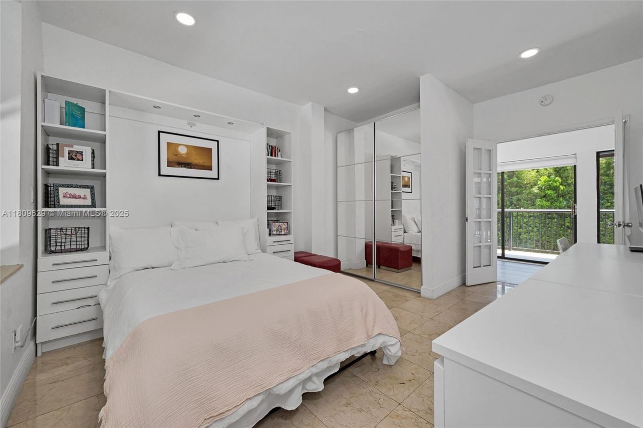 201 Knollwood Dr, Key Biscayne, FL 33149 Photo