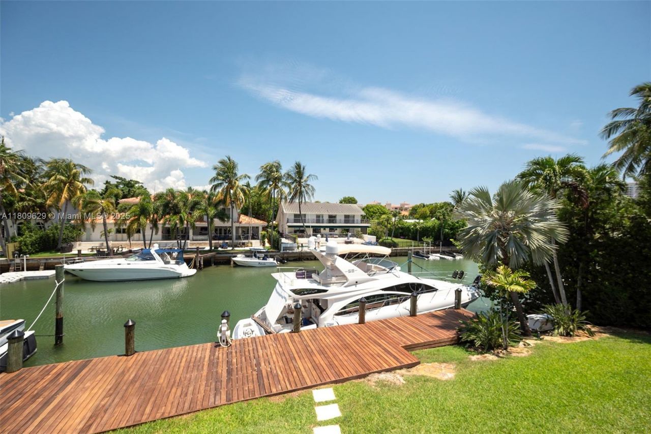 201 Knollwood Dr, Key Biscayne, FL 33149 Photo