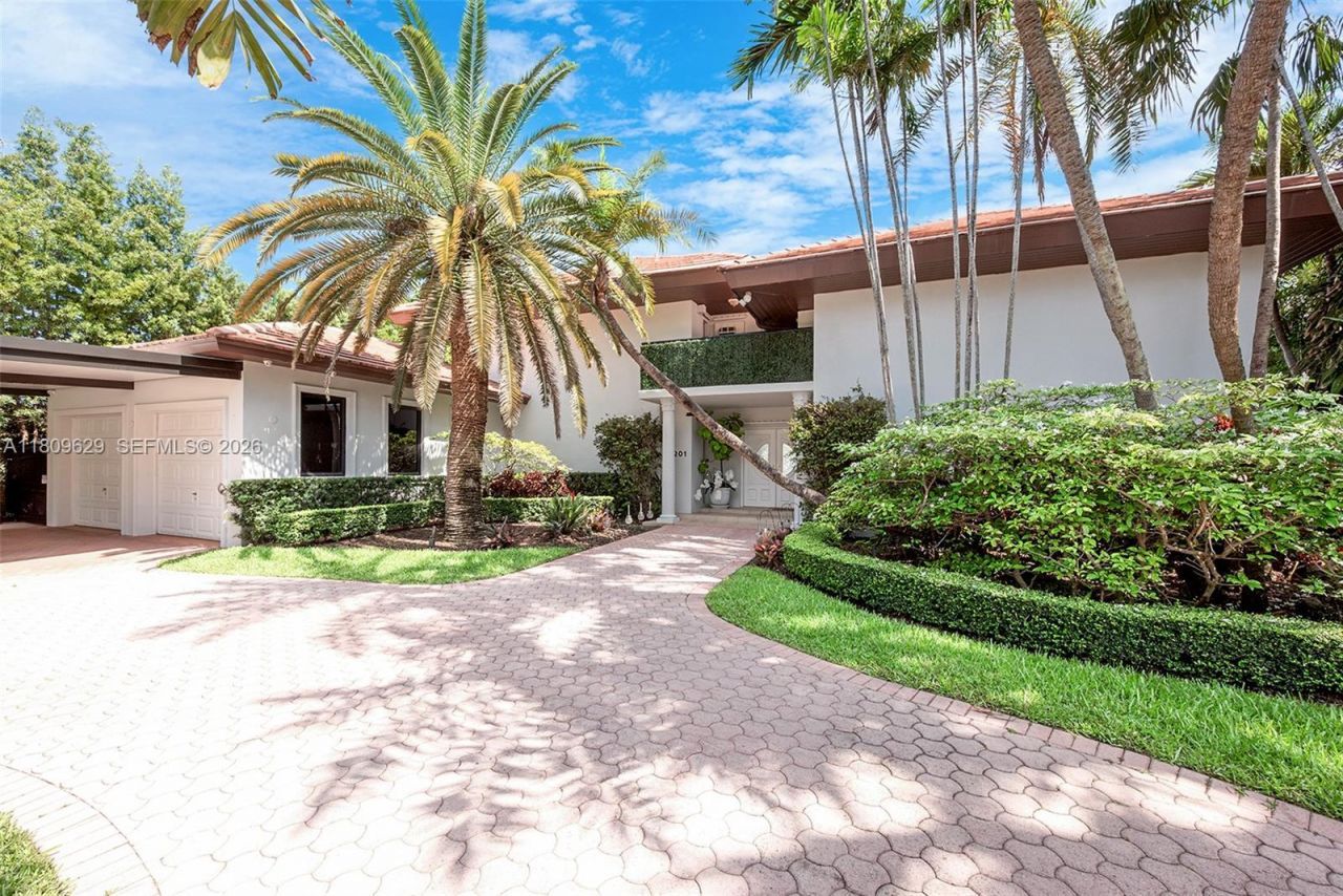201 Knollwood Dr, Key Biscayne, FL 33149 Photo