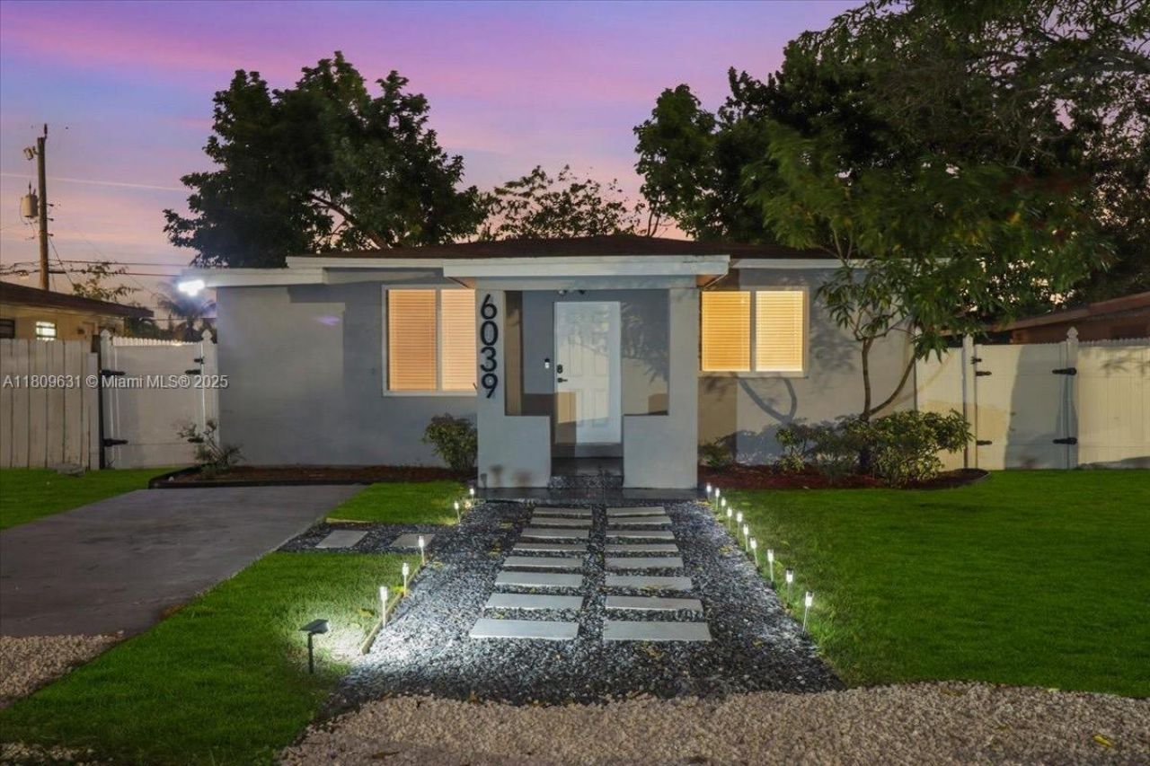 6039 SW 38th St, Miramar, FL 33023 Photo