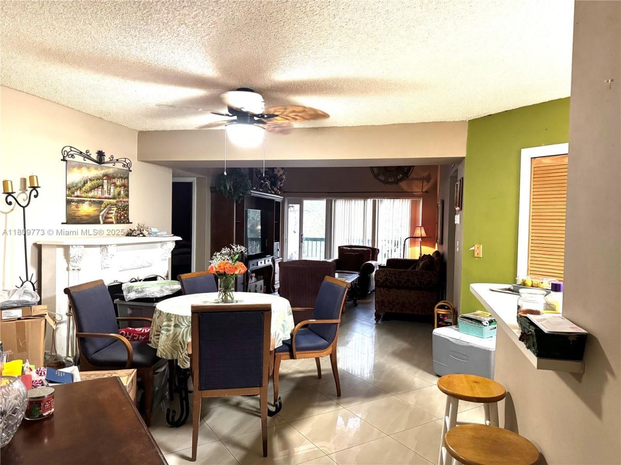 6276 NW 186th St, Unit 305, Hialeah, FL 33015 Photo