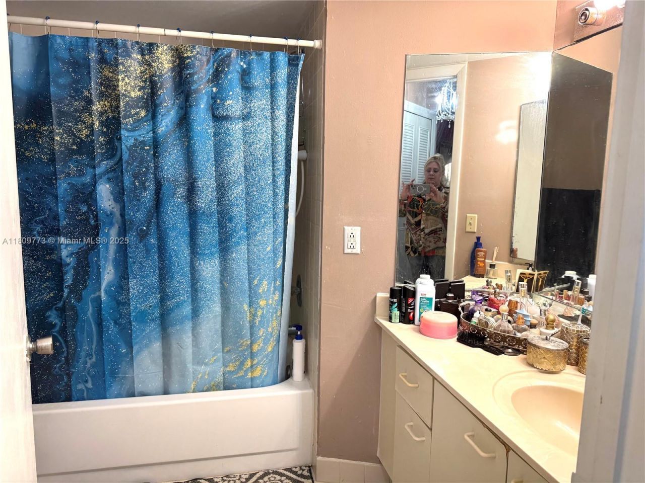6276 NW 186th St, Unit 305, Hialeah, FL 33015 Photo