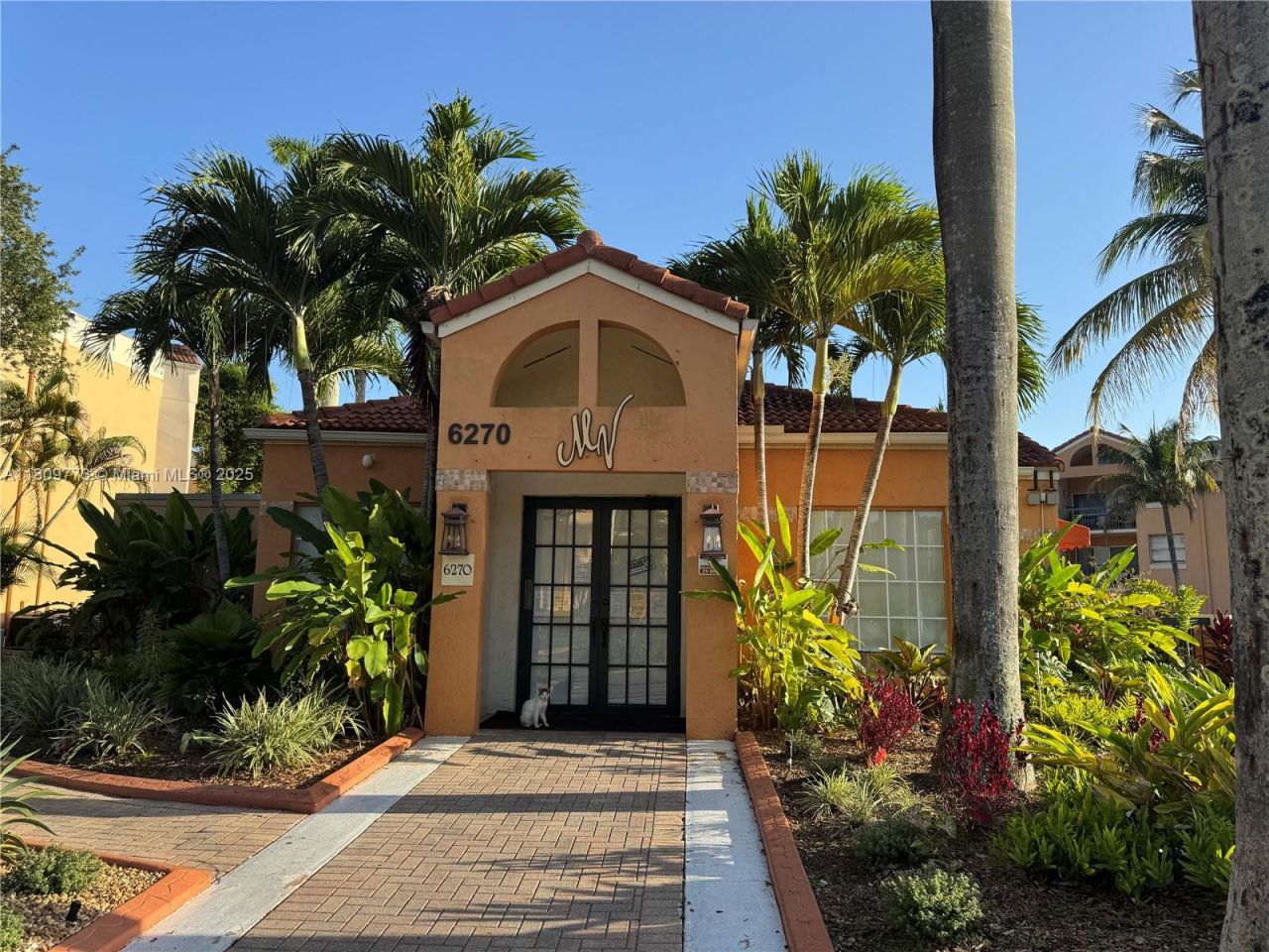 6276 NW 186th St, Unit 305, Hialeah, FL 33015 Photo