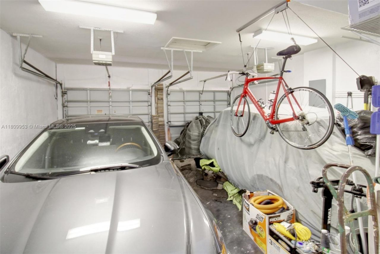 7753 SW 193rd St, Cutler Bay, FL 33157 Photo