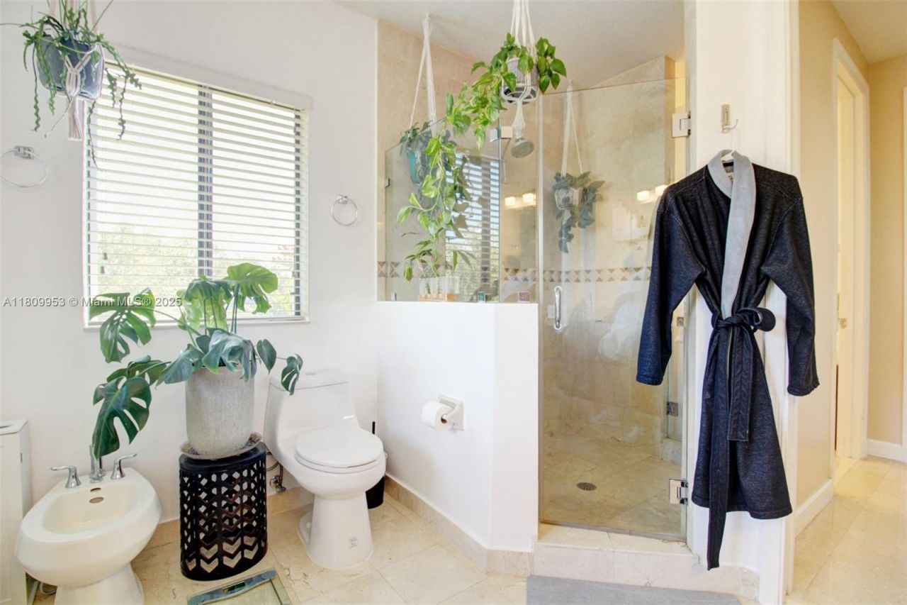 7753 SW 193rd St, Cutler Bay, FL 33157 Photo