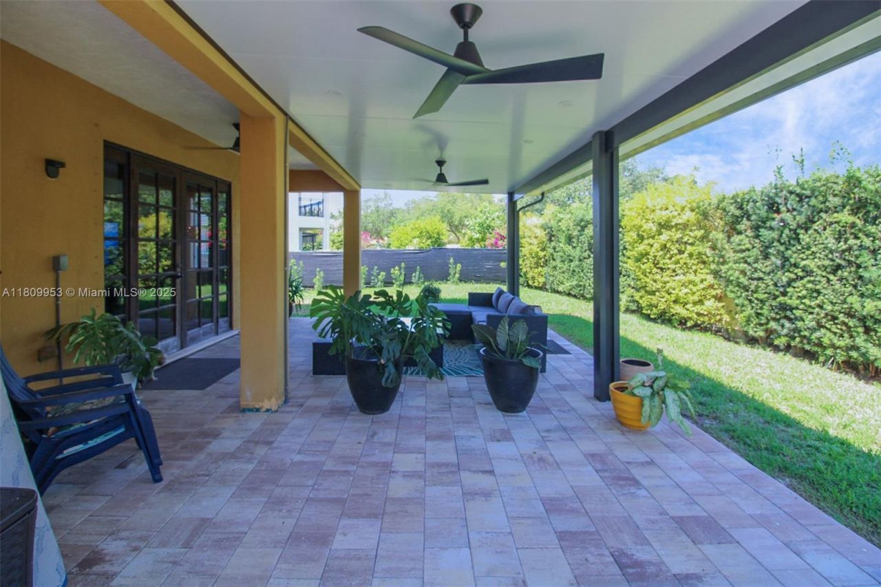 7753 SW 193rd St, Cutler Bay, FL 33157 Photo