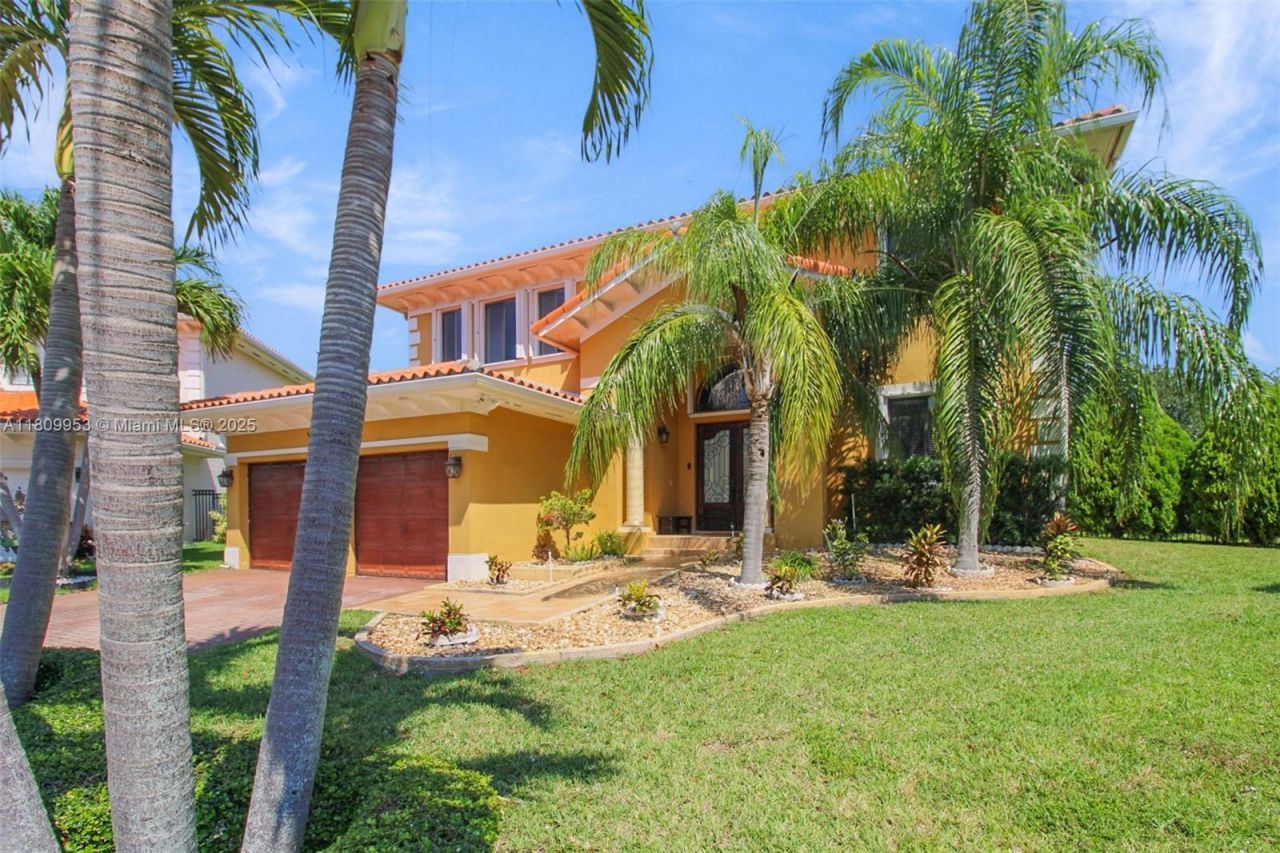 7753 SW 193rd St, Cutler Bay, FL 33157 Photo