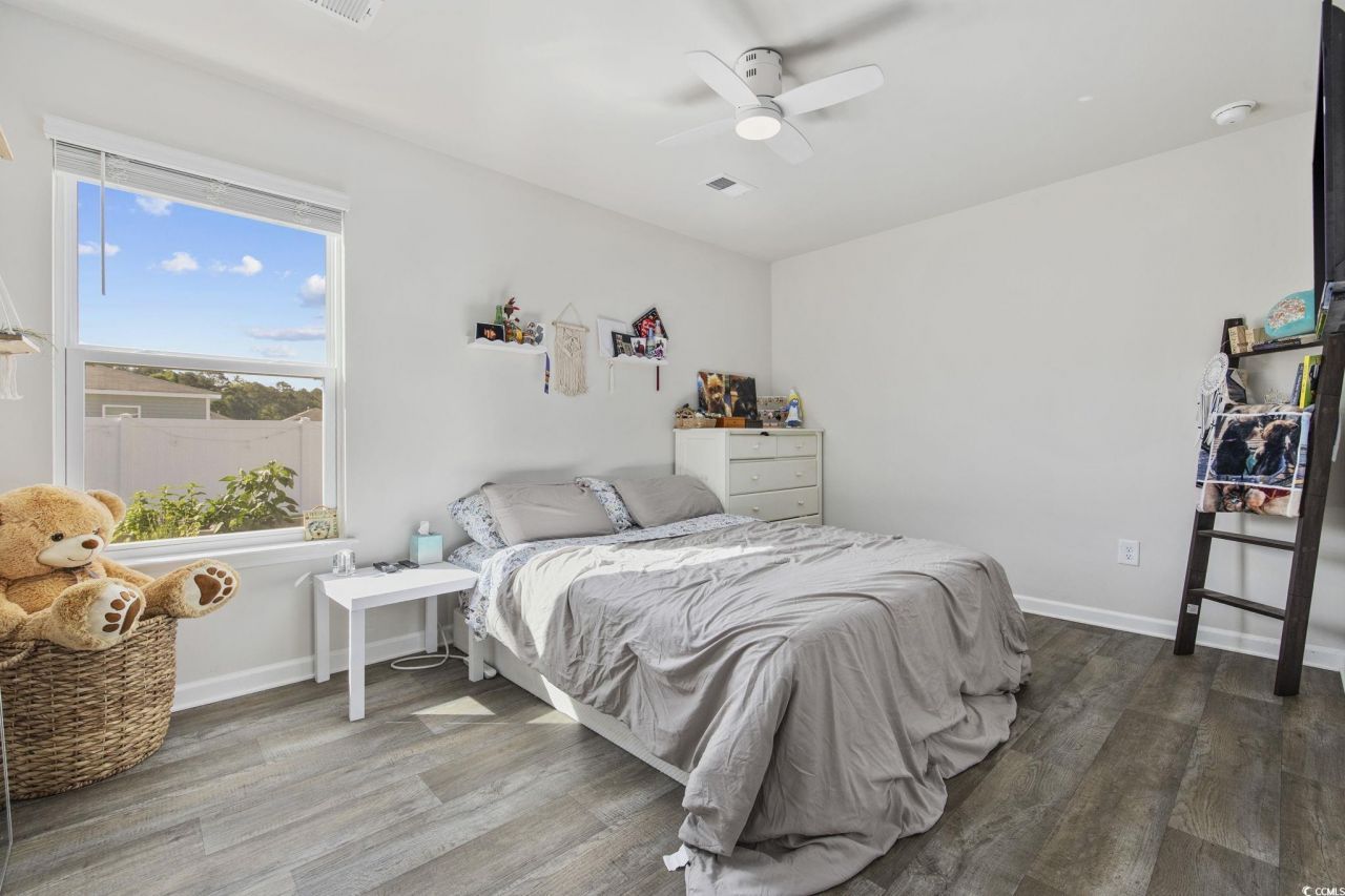 924 Akron St. Photo 20