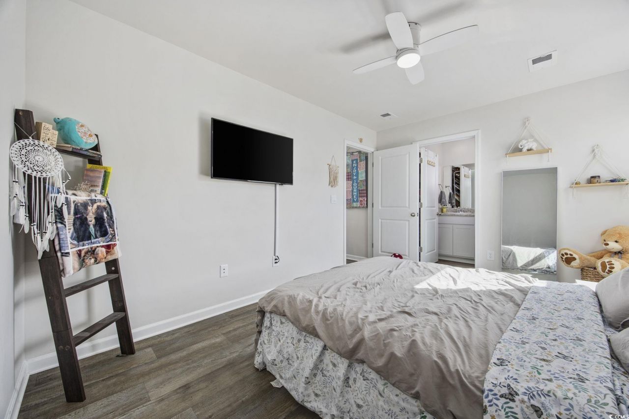 924 Akron St. Photo 21