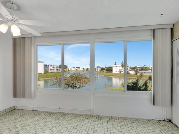 267 Wellington J, Unit 267, West Palm Beach, FL 33417