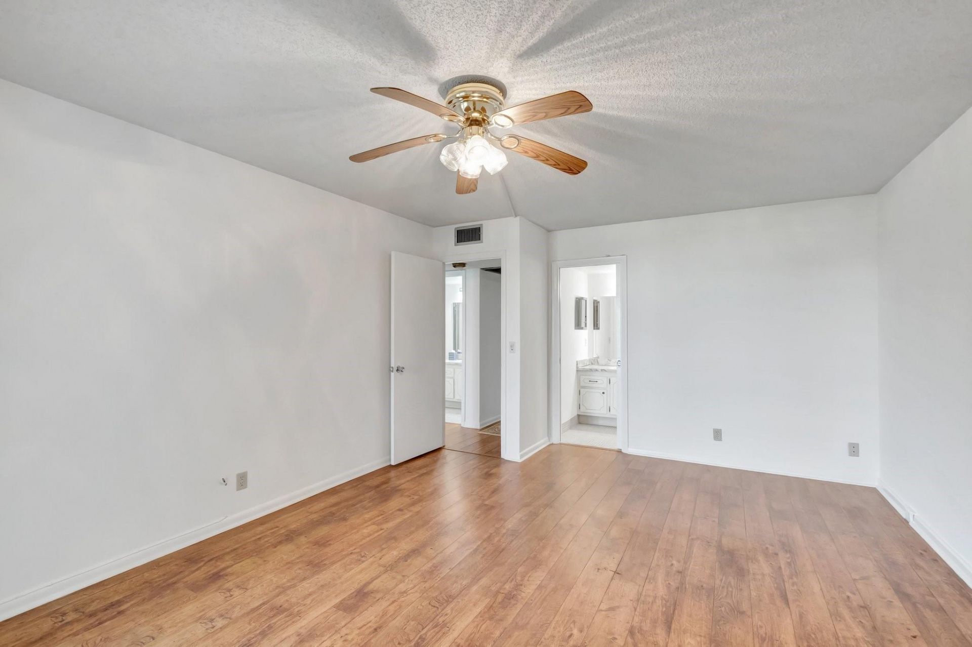 267 Wellington J, Unit 267, West Palm Beach, FL 33417 Photo