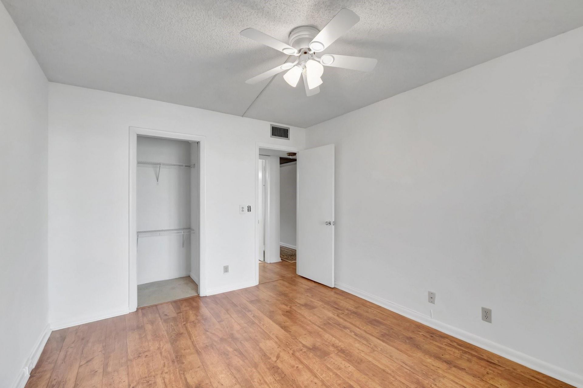 267 Wellington J, Unit 267, West Palm Beach, FL 33417 Photo