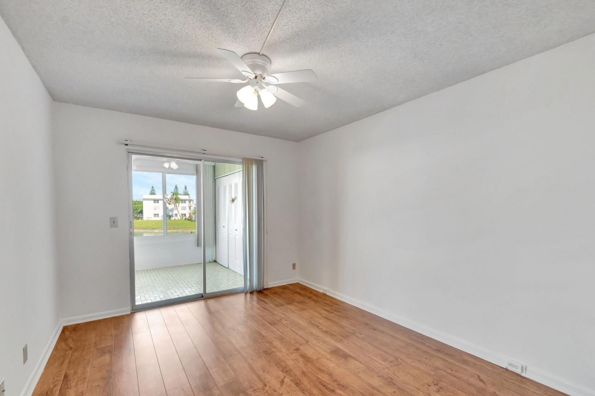 267 Wellington J, Unit 267, West Palm Beach, FL 33417 Photo