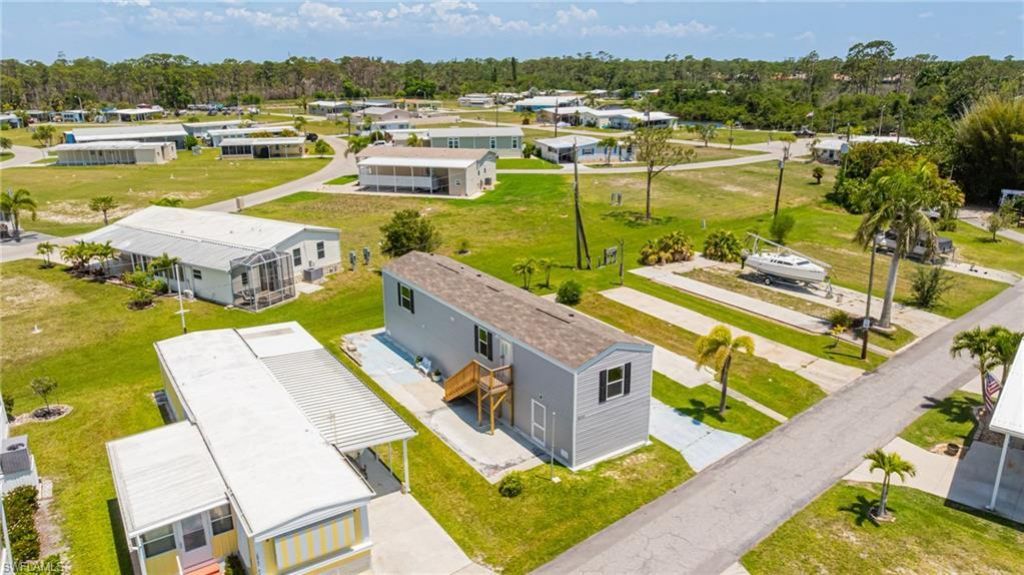 20751 Garden Dr, Estero, FL 33928 Photo