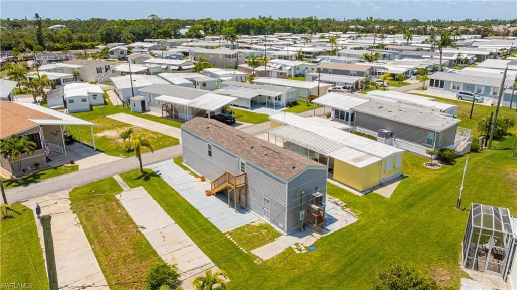 20751 Garden Dr, Estero, FL 33928 Photo