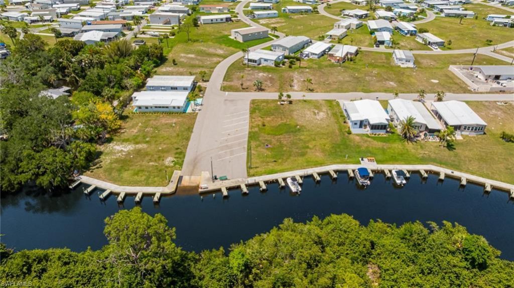 20751 Garden Dr, Estero, FL 33928 Photo