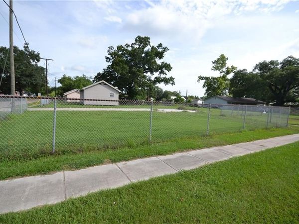 15212 HIGHWAY 90 Highway, Paradis, LA 70080