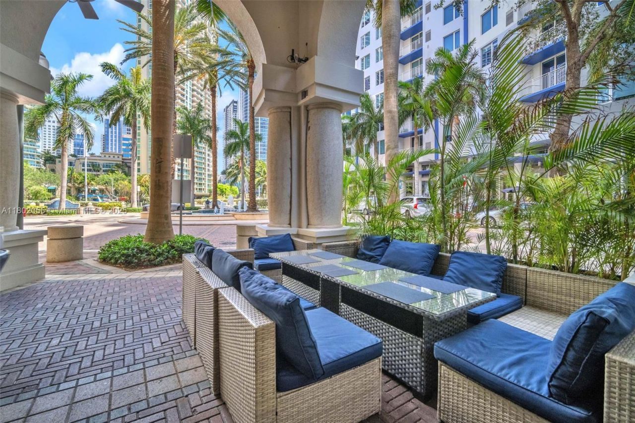 511 SE 5th Ave (restaurant), Fort Lauderdale, FL 33301 Photo