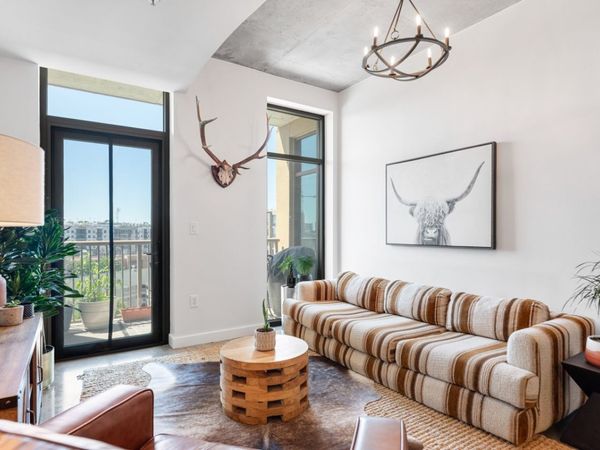 1510 Demonbreun St, Unit 701, Nashville, TN 37203