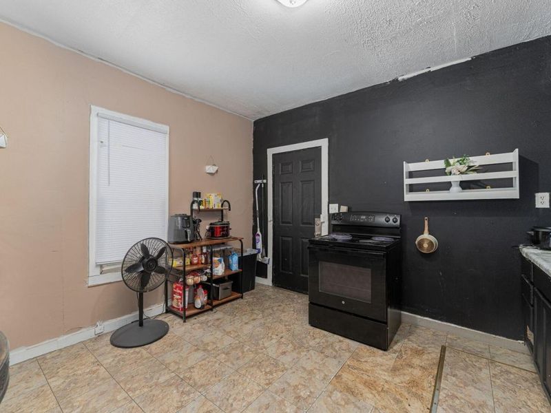 1808 S 6th Street, Columbus, OH 43207 Photo 13